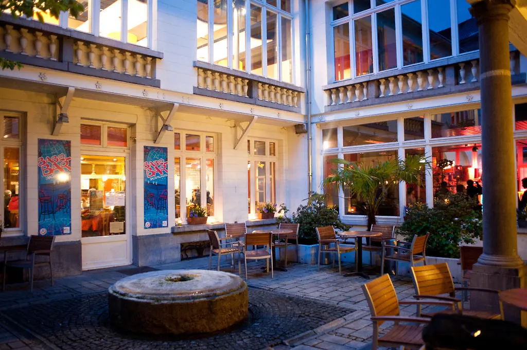 Hi Jacques Brel Hostel location