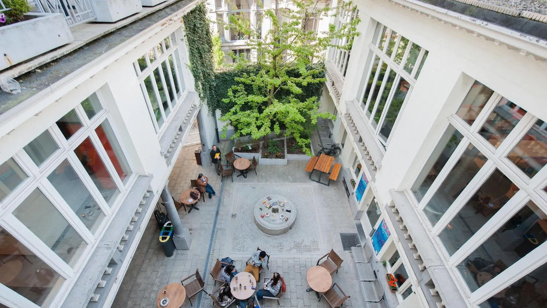 Hi Jacques Brel Hostel  Brussels